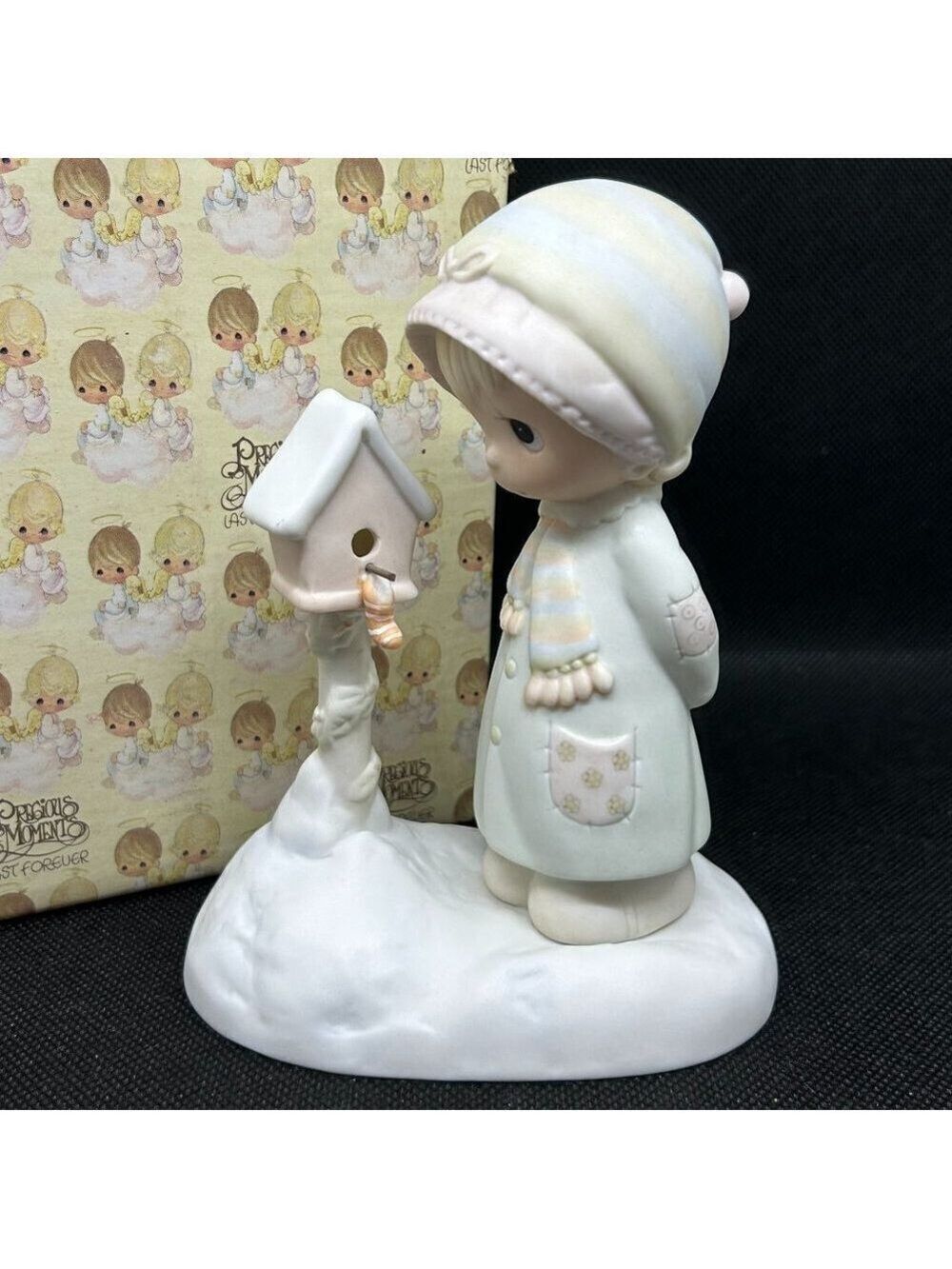 PRECIOUS Moments “Blessings from my house to yours” figurine
